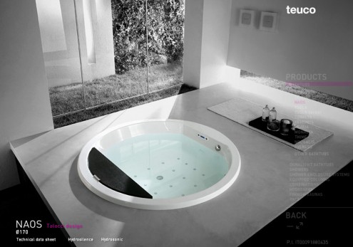 circular bath tub