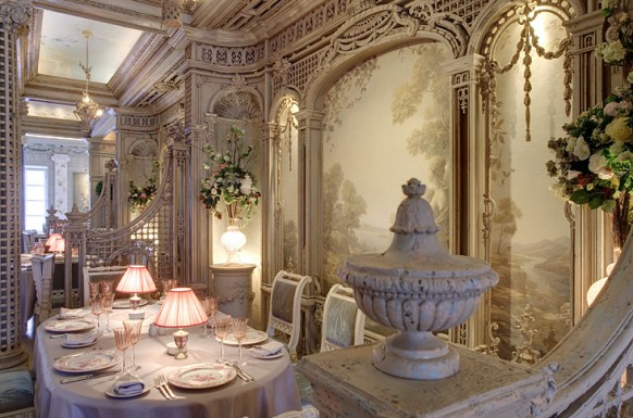 17 royal restaurant interiors