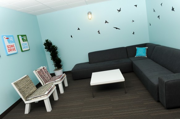 twitter lounge pictures