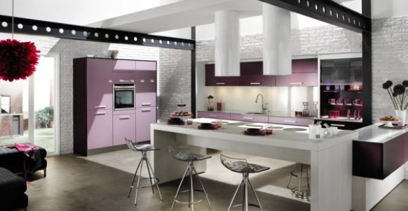 kitchen-purple-accents