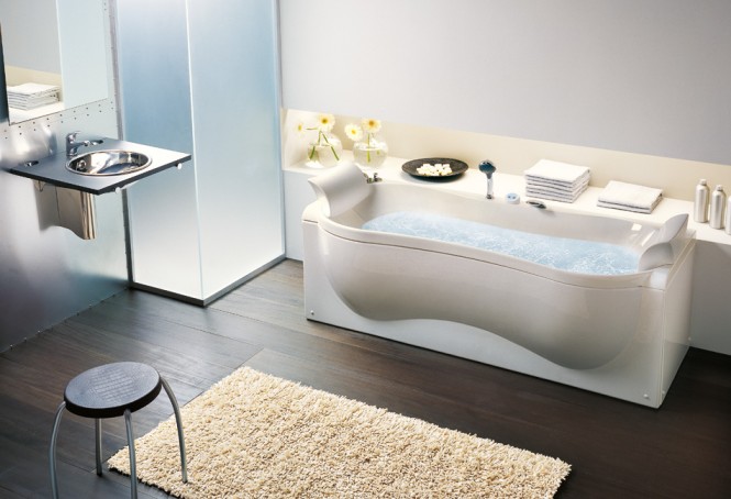 organic shaped bathtub