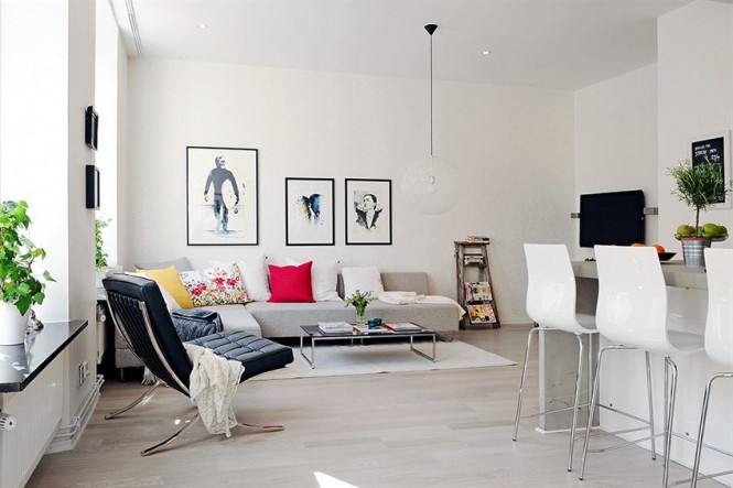 white decor ampliphies living room size