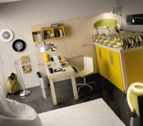 shared kids rooms with yellow and white and green