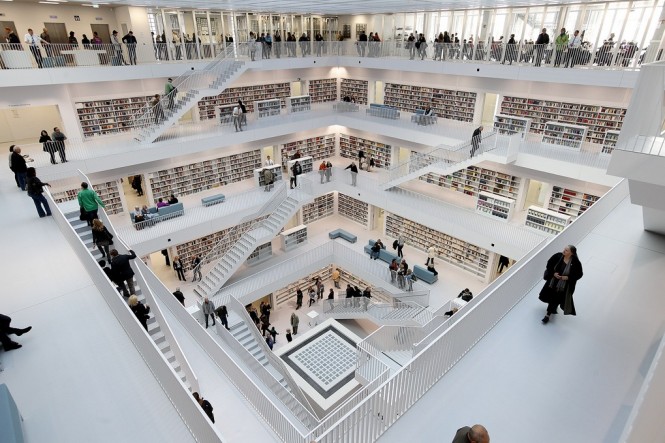 معماری و طراحی کتابخانه ی بزرگ شهر اشتوتگارت