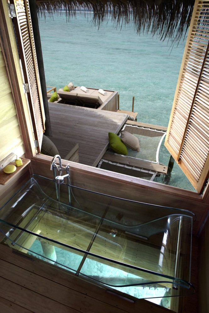 maldives interior transparent bath
