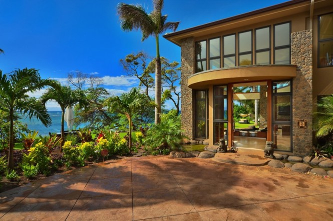 Hawaii beach house luxury