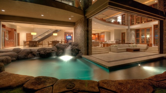 Hawaiian pool luxury house