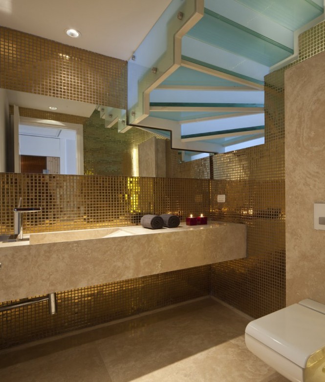 Metallic bathroom mosaic tile