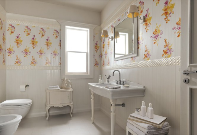 White floral traditional bathroom
