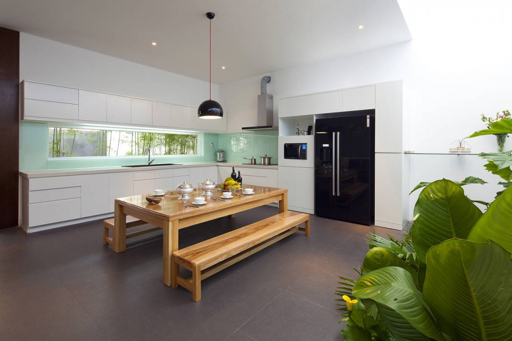 Contemporary kitchen diner layout