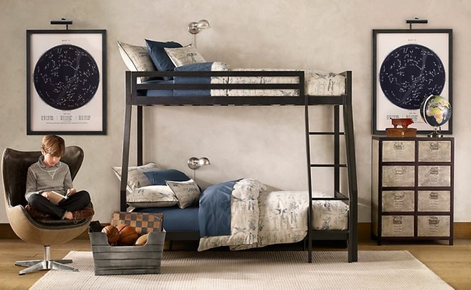 Traditional boys bedroom bunkbeds
