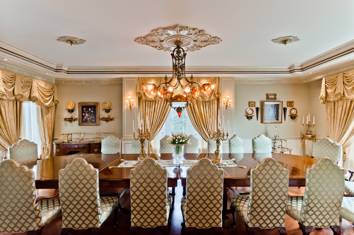 Celebrity House Dining Interior Design Ideas