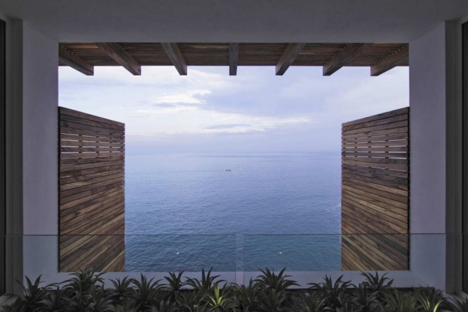 Oceanfront Home Design