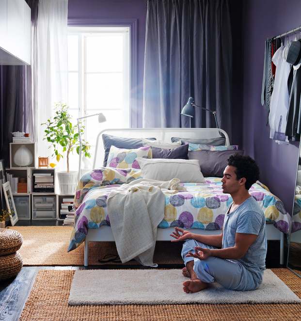 Purple white bedroom scheme