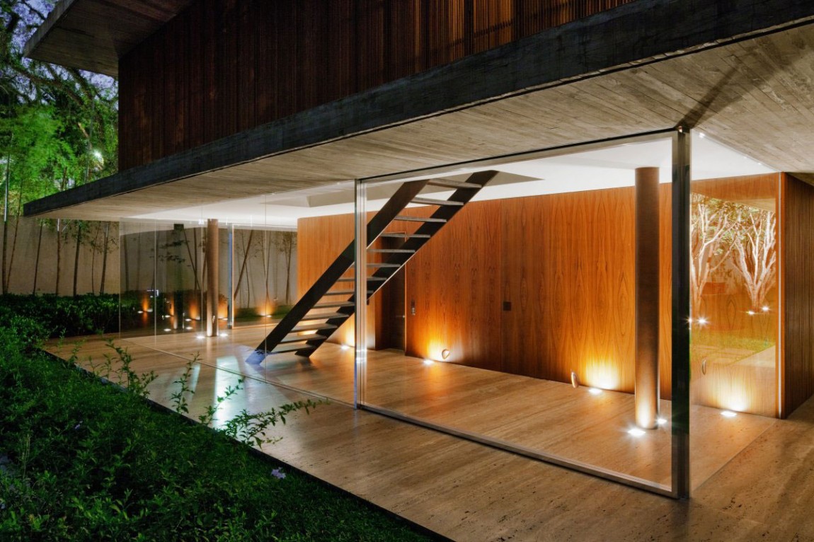Indoor outdoor decking | Interior Design Ideas