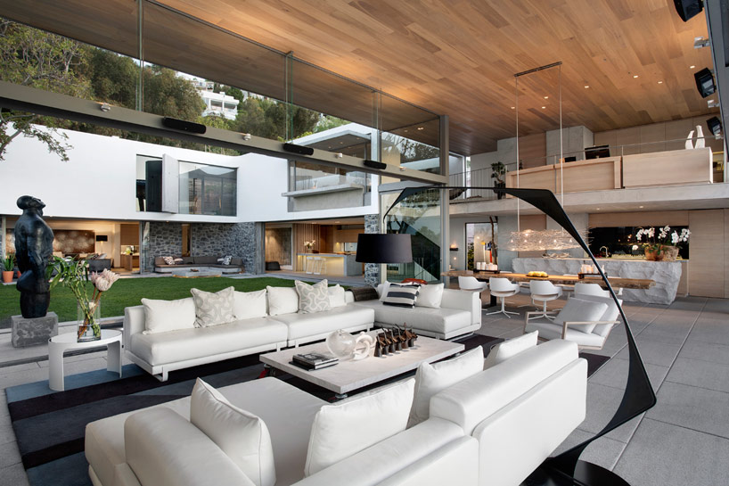 Modern Coastal Living Room 2 Interior Design Ideas
