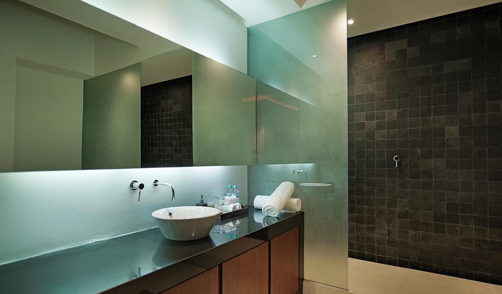 16-Modern-shower-room.jpg (1024×600)