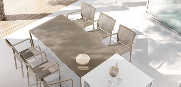 Modern outdoor table chairs