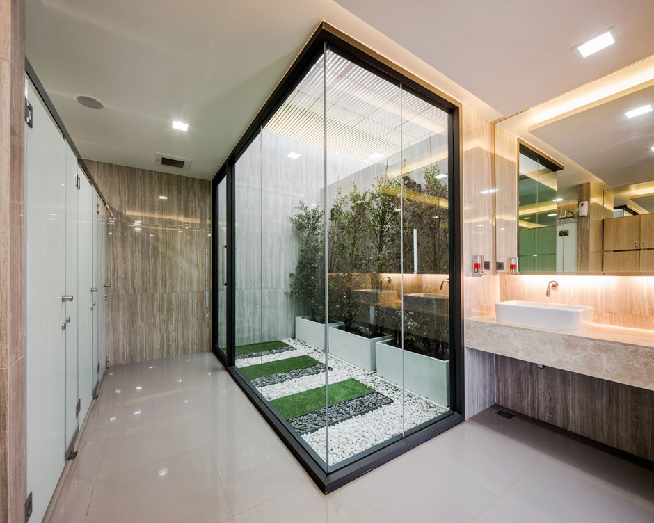 Bathroom courtyard | Interior Design Ideas.
