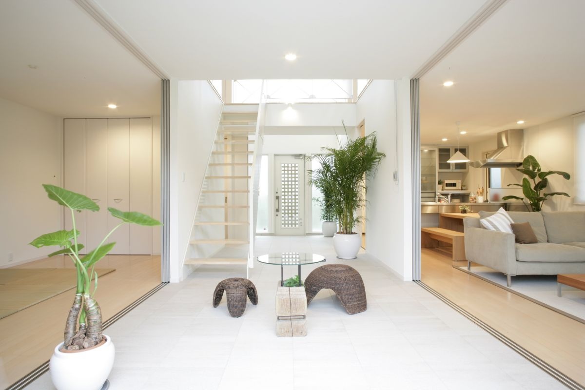 Creatice Zen Home Interior Design with Simple Decor