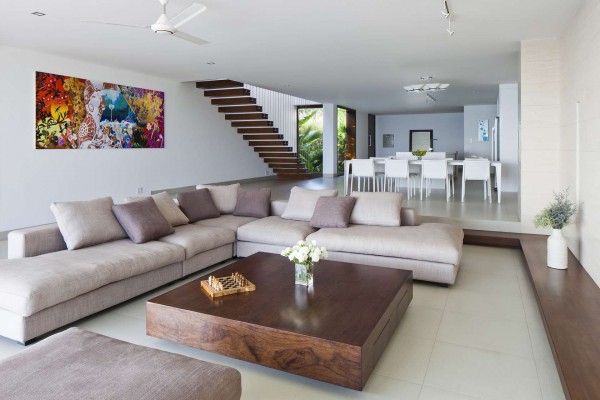 plush-luxury-living-room-design