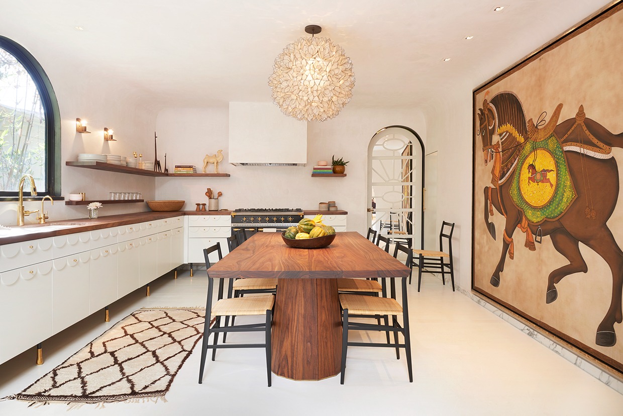 spanish-style-dining-room | Interior Design Ideas.