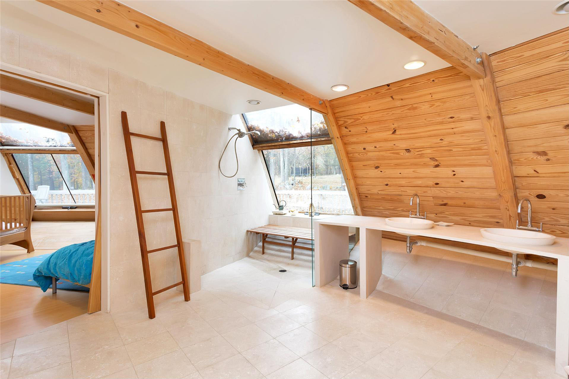 http://cdn.home-designing.com/wp-content/uploads/2015/06/wood-panel-bathroom-design.jpeg