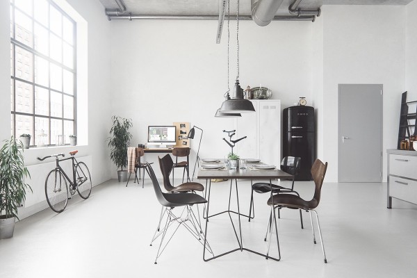 Super simplicity is the order of the day in the sunny warehouse conversion.