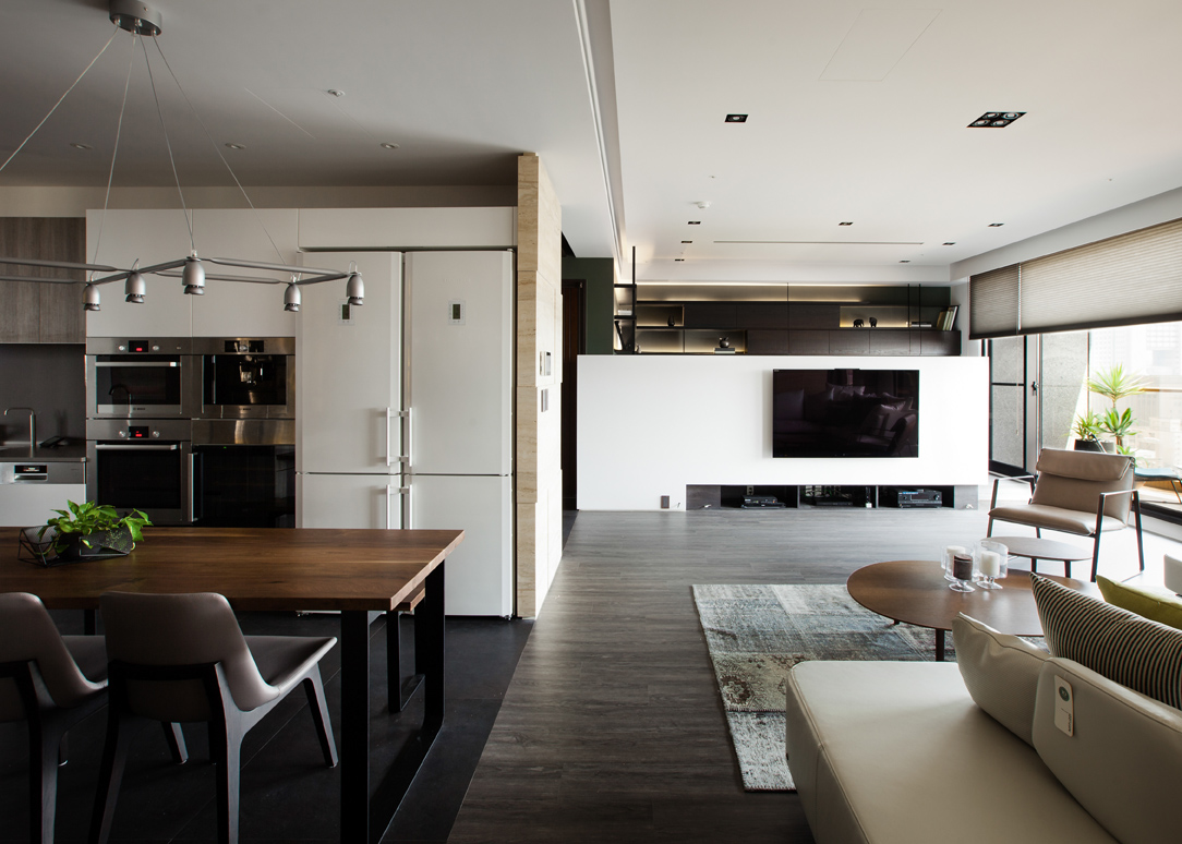 Asian Interior Design Trends in Two Modern Homes [With ...