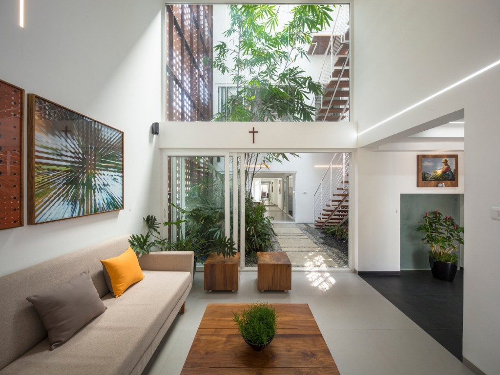 A Gorgeous Home Split By A Covered Garden Atrium