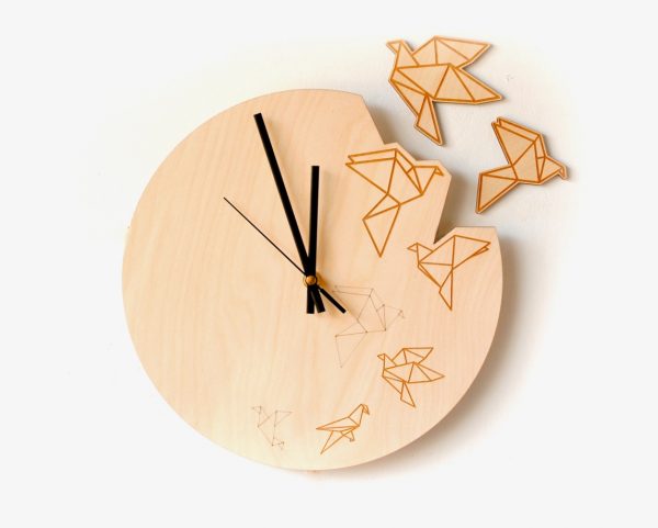 flying origami artistic wooden clocks 600x481