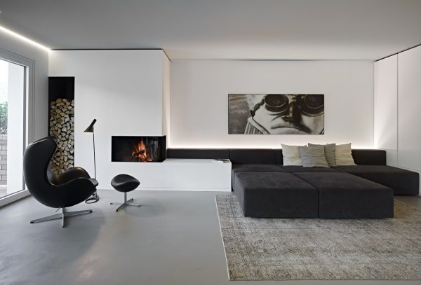 30 Black & White Living Rooms That Work Their Monochrome Magic