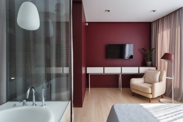 A Pair Of Stylish Apartments That Put Their Extra Rooms To Good Use
