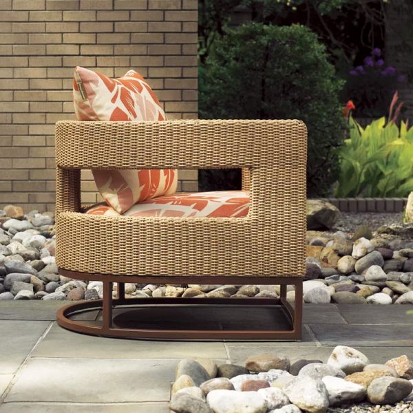 modern outdoor seating
