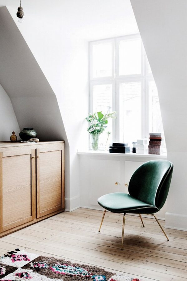 40 Beautiful Bedroom Chairs That Make It A Joy Getting Out Of Bed – Or Not Want To Go There At All!