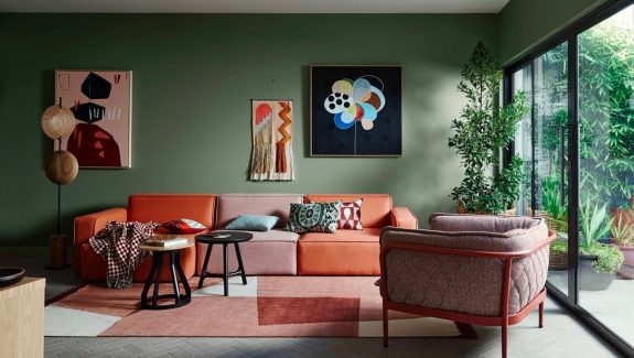 30个华丽的绿色客厅和装饰它们的技巧