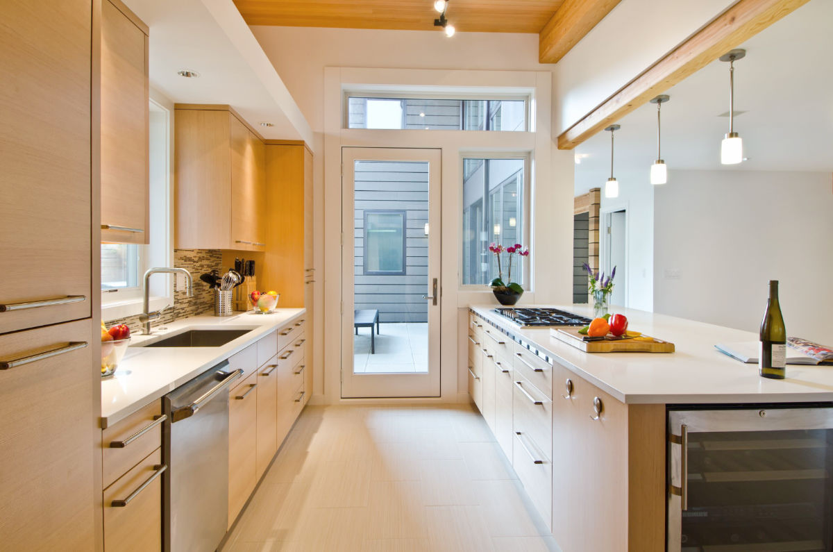 50 Gorgeous Galley Kitchens And Tips You Can Use From Them