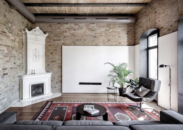 Modern Eclectic Apartment In A Historical Host Building