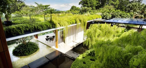 Dynamic Home With Roof Gardens & Water Courtyard