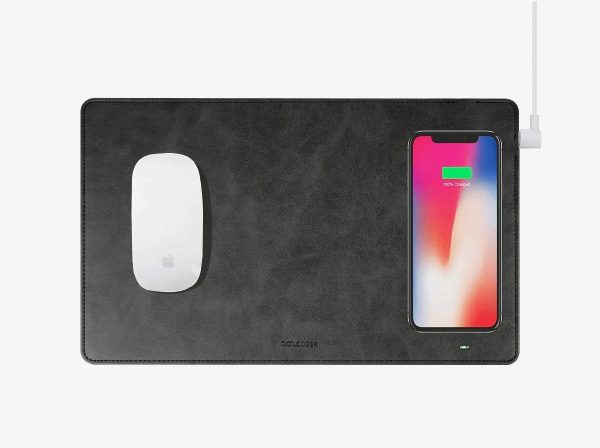Product Of The Week: Qi Wireless Fast Charging Mouse Pad