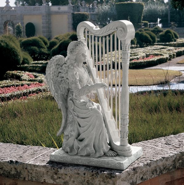 51 Garden Statues To Add An Artistic Touch To Your Outdoor Decor