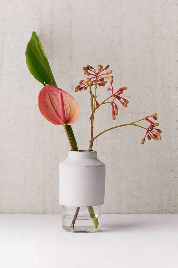 YARDWE Glass Vase Elegant Decorative Plant Vase Flower Tube Modern Floral Glass Vase for Home Decor Living Room Centerpieces Orange 