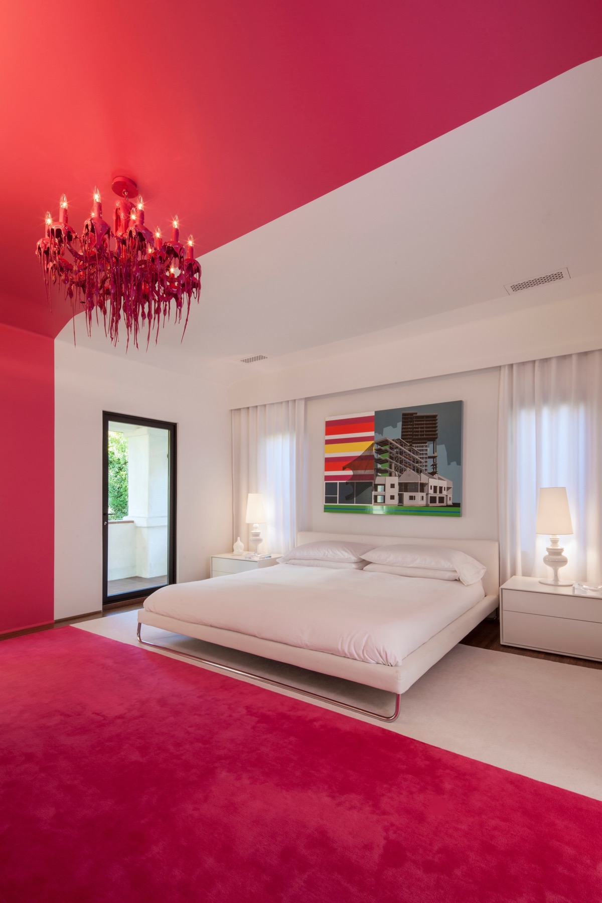 Bedroom In Red And Pink