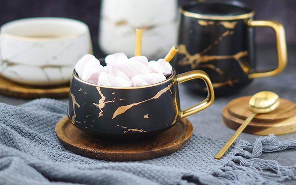 Product Of The Week: Beautiful Gold And Marble Patterned Cups