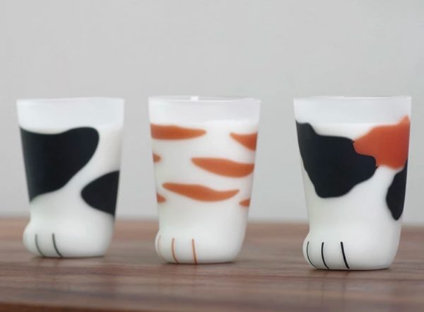 Product Of The Week: Cool Cat?s Paw Glass Tumblers!