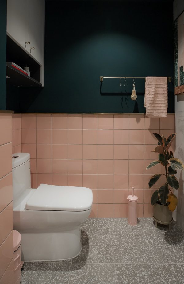 51 Pink Bathrooms With Tips, Photos And Accessories To Help You Decorate Yours