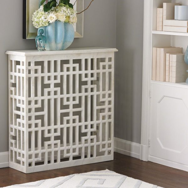 Featured image of post Tiled Entryway Table : Tile flooring is fashionable, durable and easy to clean—necessary qualities for your foyer and.
