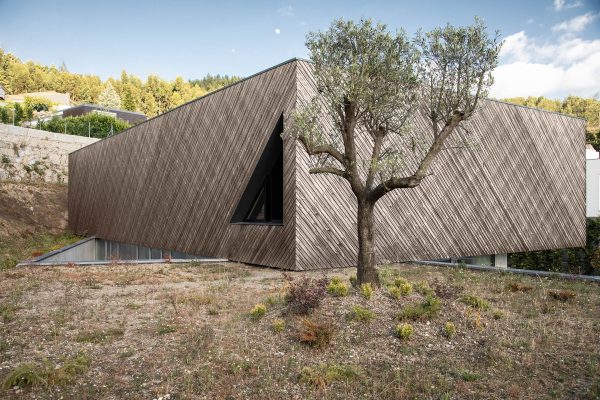 Intriguing Modern Home Cut Into The Earth In Portugal