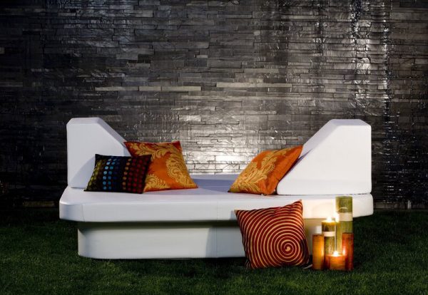 51 Outdoor Daybeds for Indulgent Relaxation Your Way