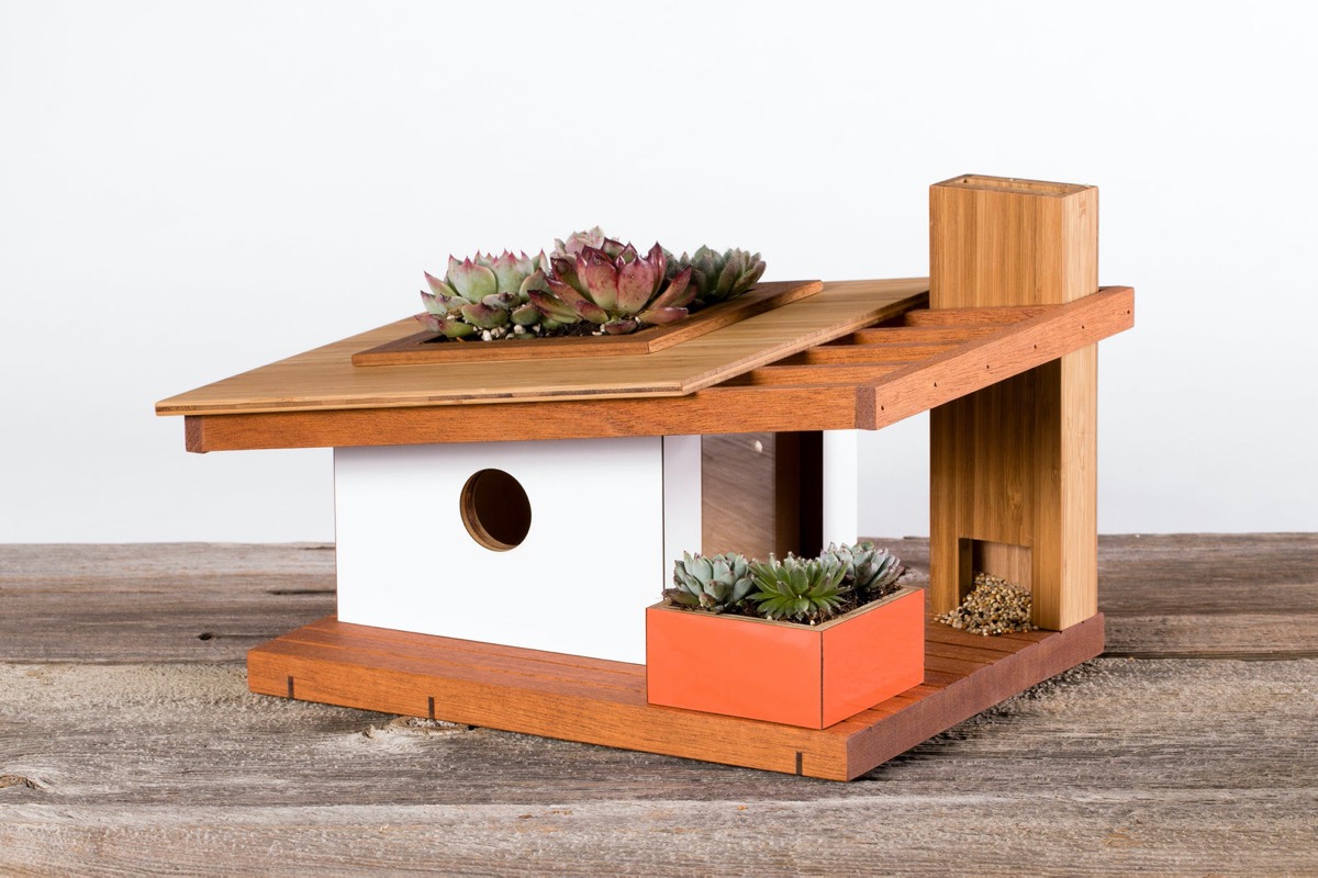 Green Roof Birdhouse Interior Design Ideas